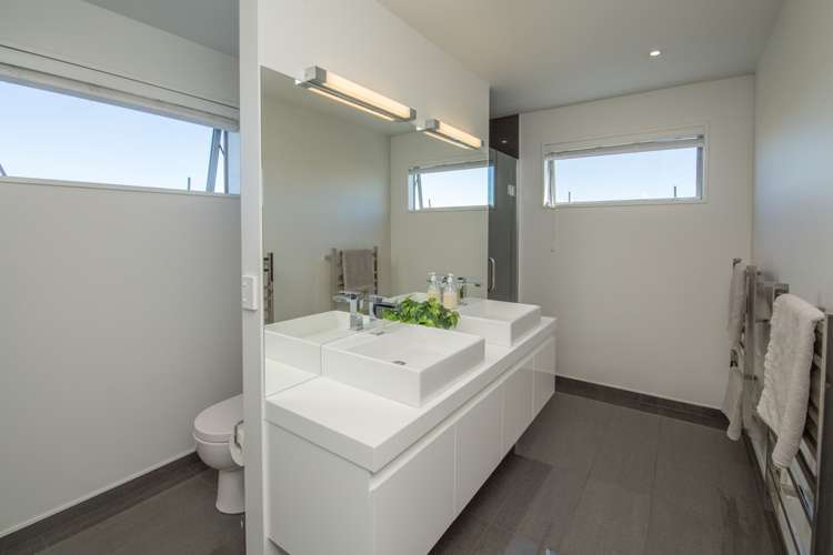 49 Waterstock Way Parklands_16