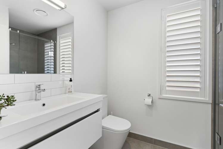 2/2 Unga Place Beachlands_21