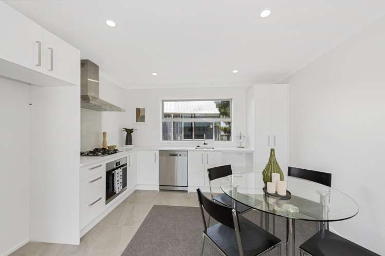 2/192 Killarney Road_2