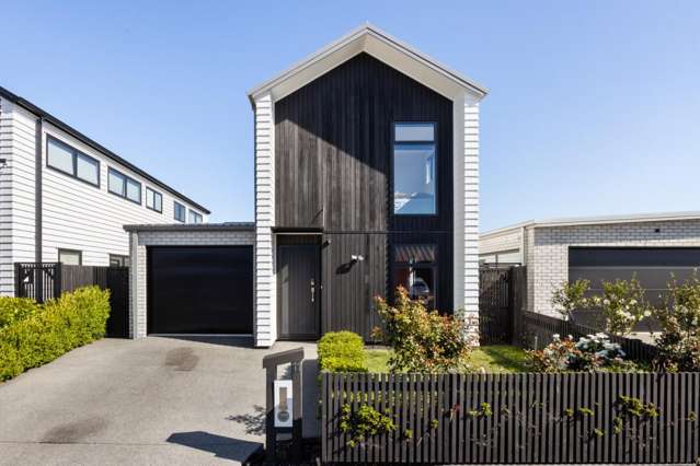Contemporary Living, Seamless Entertaining