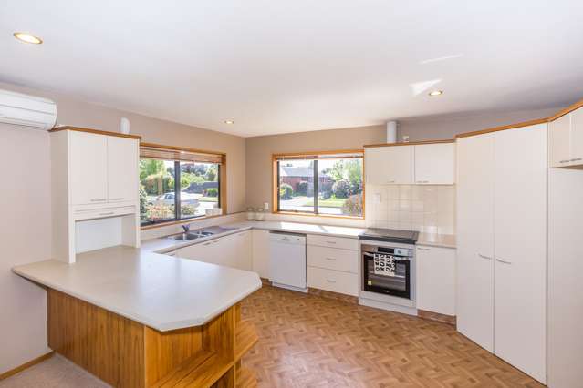 84 Roydon Drive Templeton_1