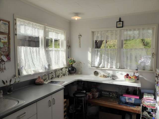 32 Parklands Drive Karori_3