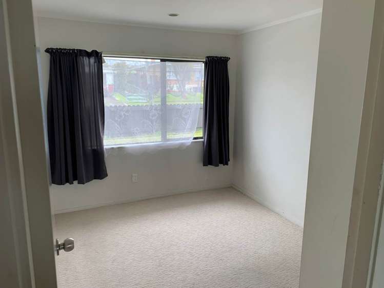 2/60 Cargill Street Papakura_6