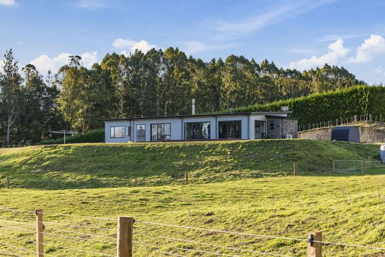 706 Whangamata Road Kinloch_0
