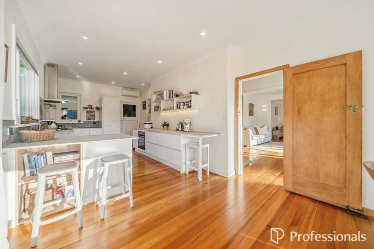 31 Walter Road Lowry Bay, Eastbourne_13