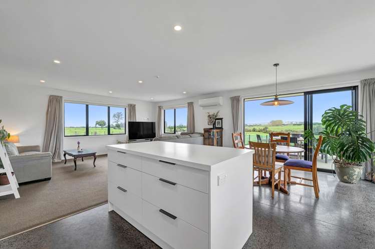 2B Gossling Street Okato_10