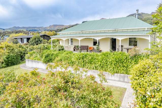 16 Aubrey Street South Akaroa_1