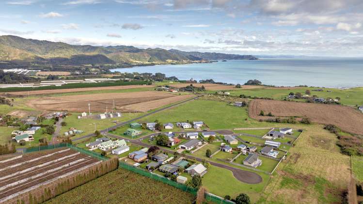 2 Te Maara Place Te Kaha_14