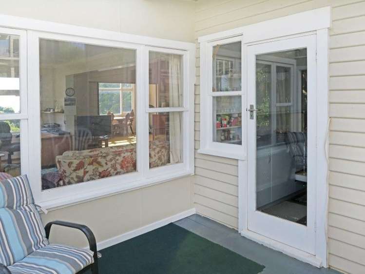 19 Rimu Street Kaka Point_16