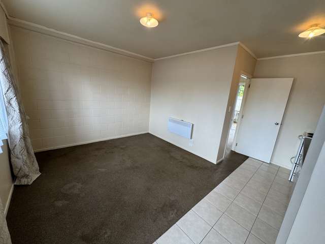 6/9 Springs Road Parakai_1