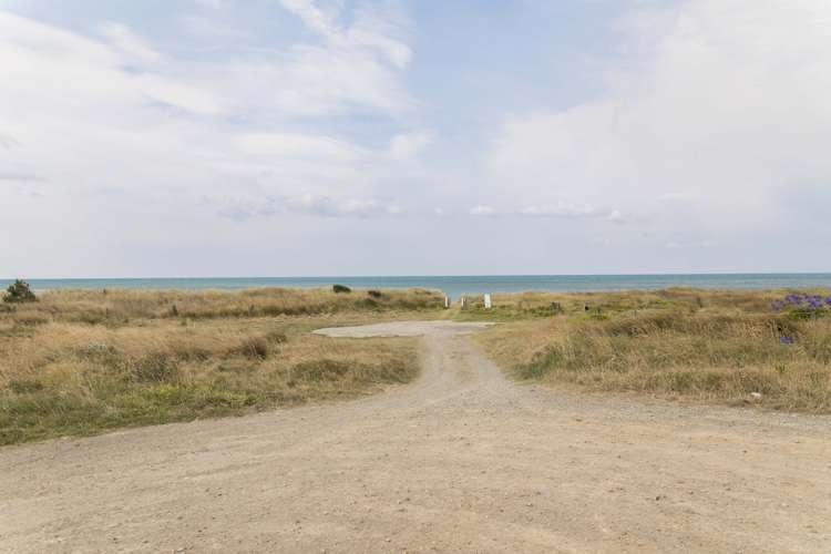 86 Akitio Esplanade Pongaroa_14