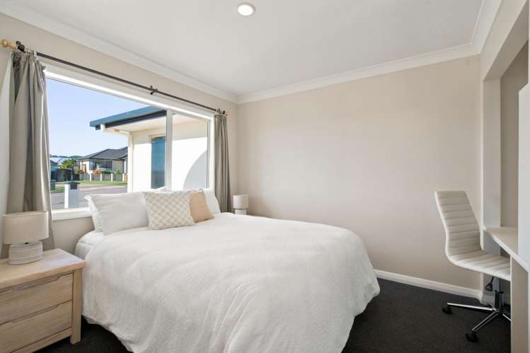 1 Stafford Rise Owhata_15