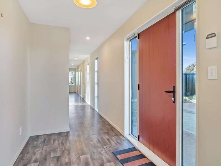 3 Mowhia Grove Waitarere Beach_13