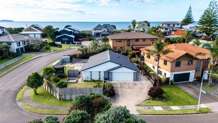 20 Fishermans Drive Coastlands_22