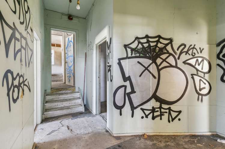 6 Maarama Crescent Aro Valley_20