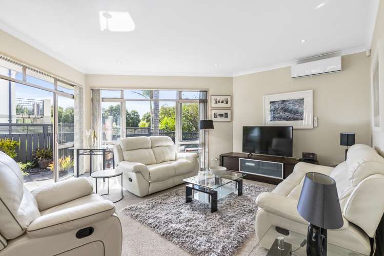 23 English Oak Drive Schnapper Rock_25