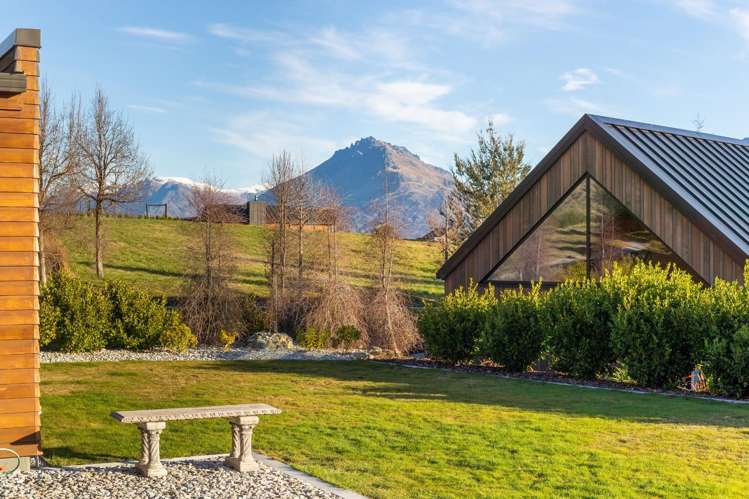 7 Bretby Court Jacks Point_8