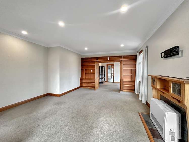 16 Manapouri Crescent 2138_6