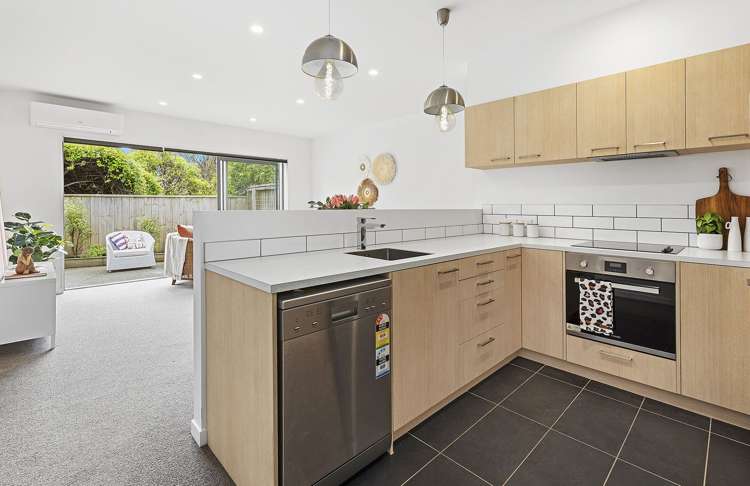 12/7 Handyside Street Tawa_5