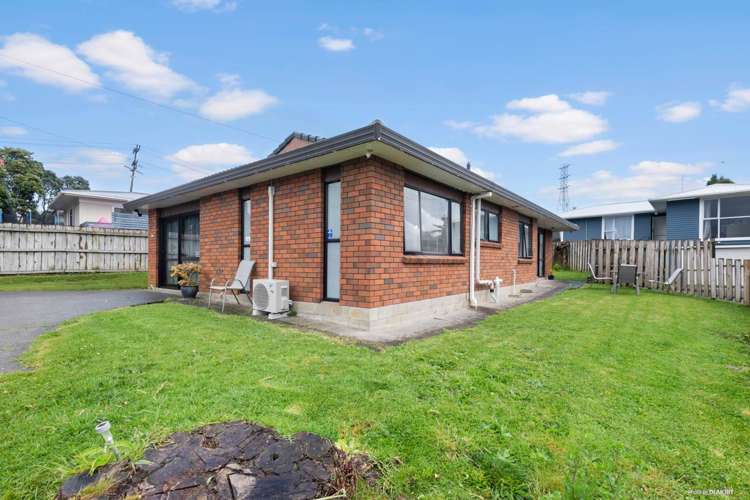 60a Tiroroa Avenue Te Atatu South_11