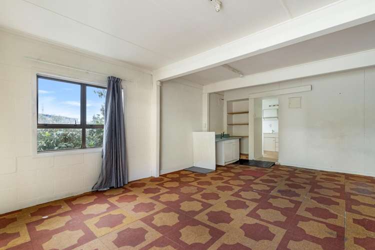 32 Eaton Road Hillsborough_10
