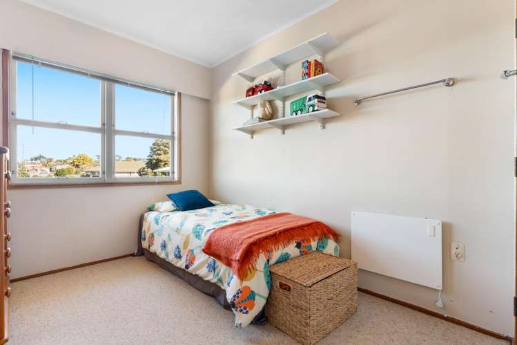 15 Jaemont Avenue Te Atatu South_18