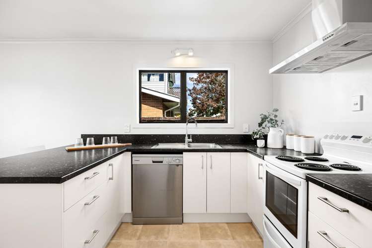 5 Loreto Place Hornby_2