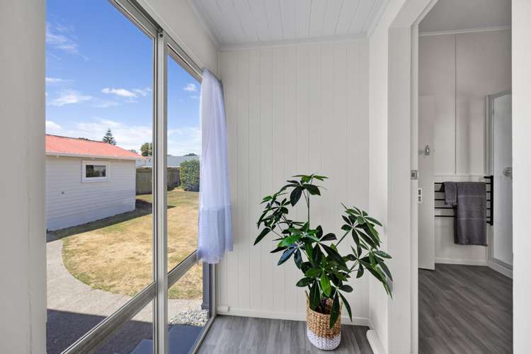 4 George Street Hawera_16