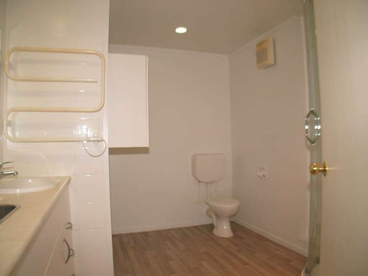 14 Newstead Avenue Browns Bay_10