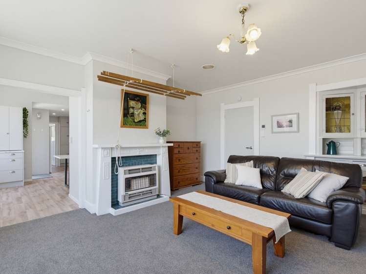 23 Godwin Crescent College Estate_13