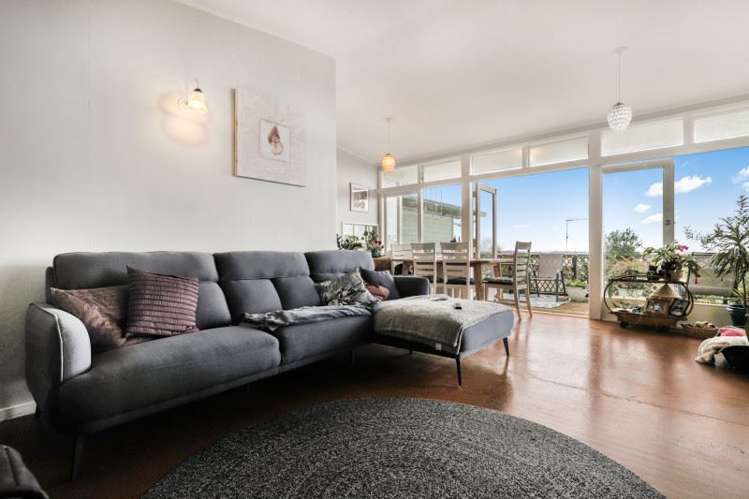 191 Metcalfe Road Ranui_2