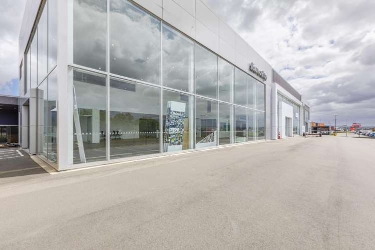 111 Ford Road Onekawa_2