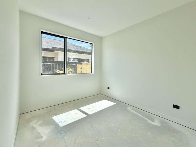 19 Tukutata Crescent Milldale_10