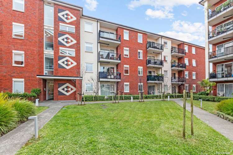 209/1B Soljak Place Mt Albert_14