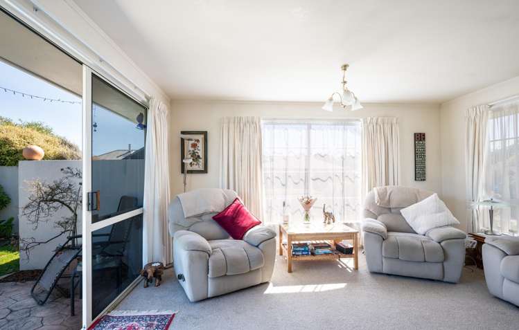 5 Rosaline Frank Street Stoke_9