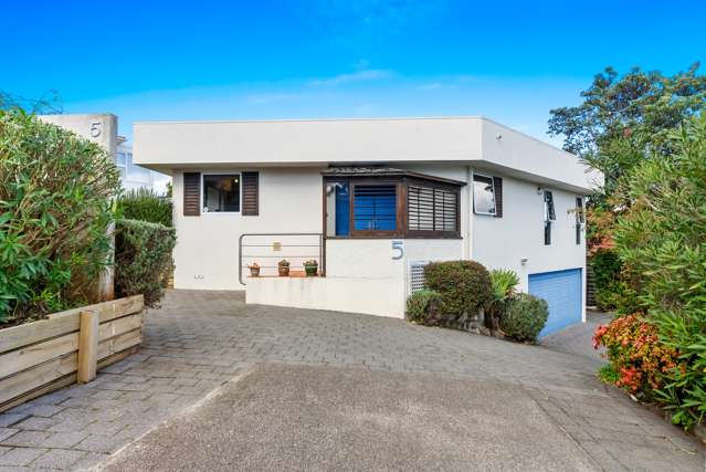 1/5 Seaview Road Castor Bay_2