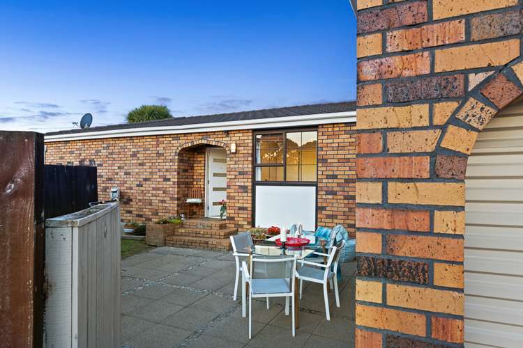 6 Lucy Foster Lane Red Beach_15