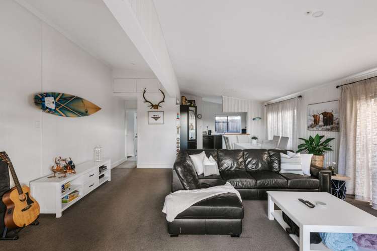 728 Papamoa Beach Road Papamoa Beach_5