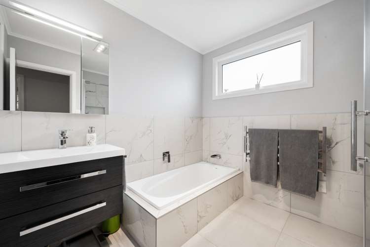 12 Gerwyn Place Pakuranga Heights_20