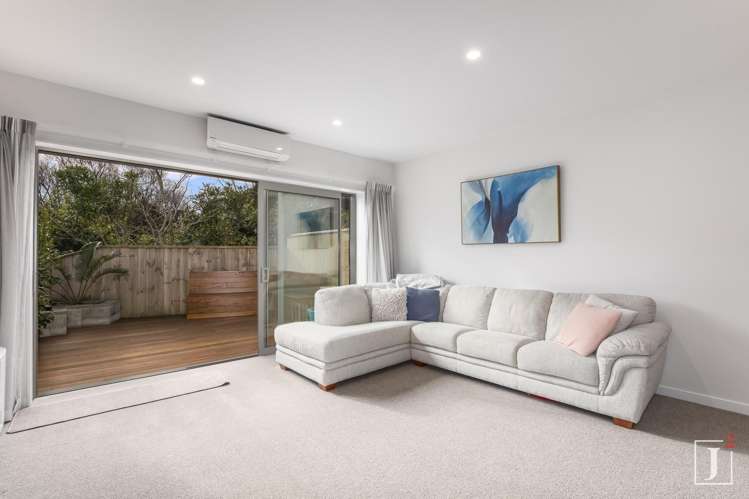 14/7 Handyside Street Tawa_6