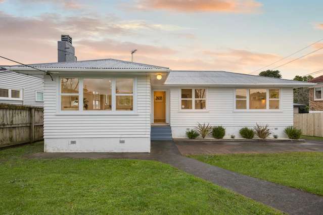 Light Bright, Weatherboard Delight