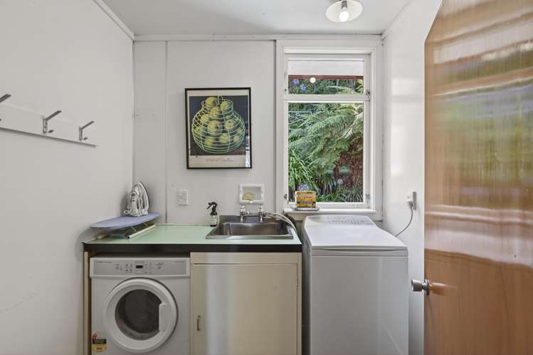 9 Whitby Place Westown_18