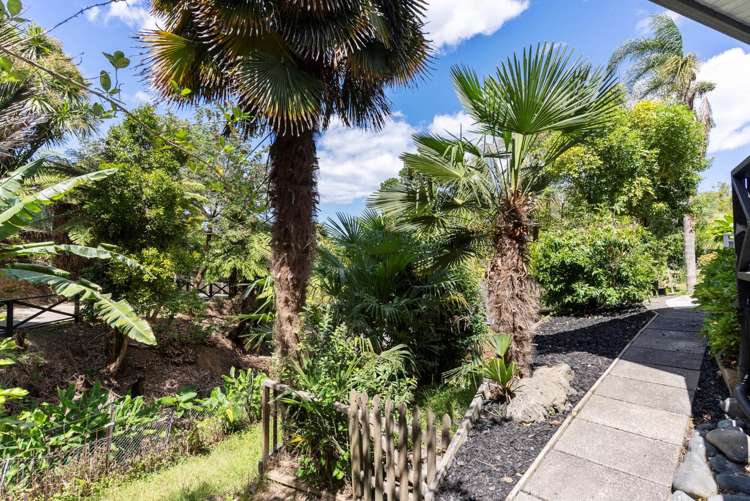 13 Dunraven Place Torbay_23