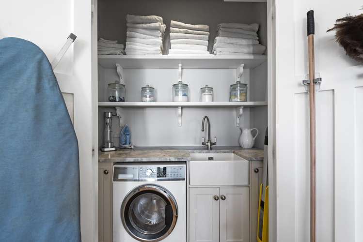 41 Lake Road Devonport_19