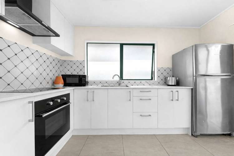 70 Priestley Drive Bucklands Beach_2