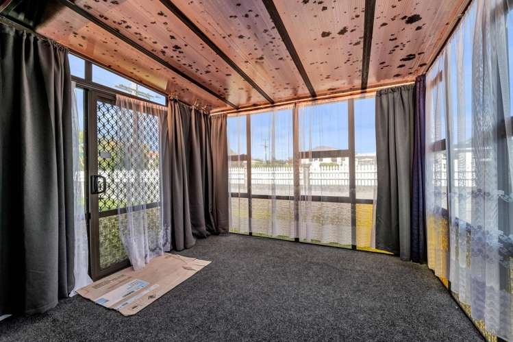 102 Brecon Road Stratford_10