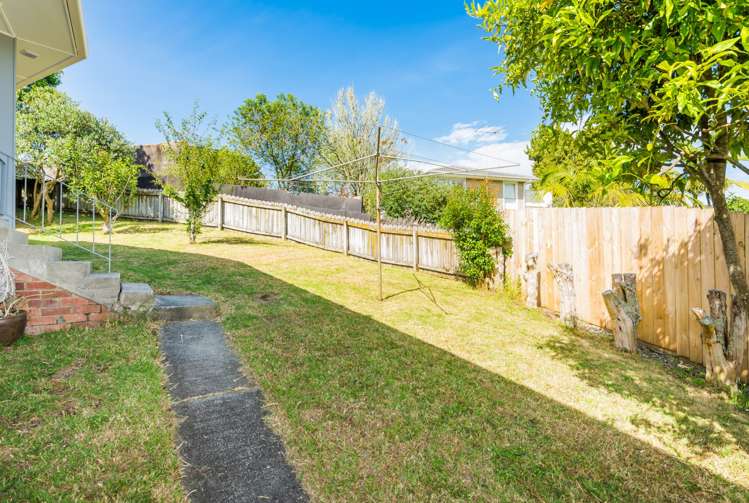 1/11 Ngatoa Place Glenfield_25