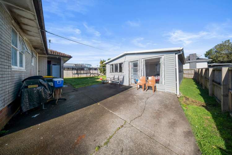 22 Lyncroft Street Mangere East_11