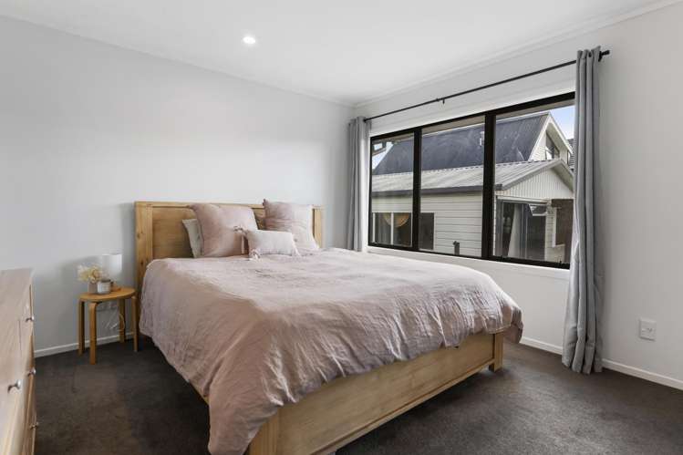 37 Waipani Road Te Atatu Peninsula_11