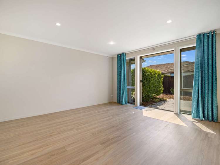 5 Barbary Close Wharewaka_13